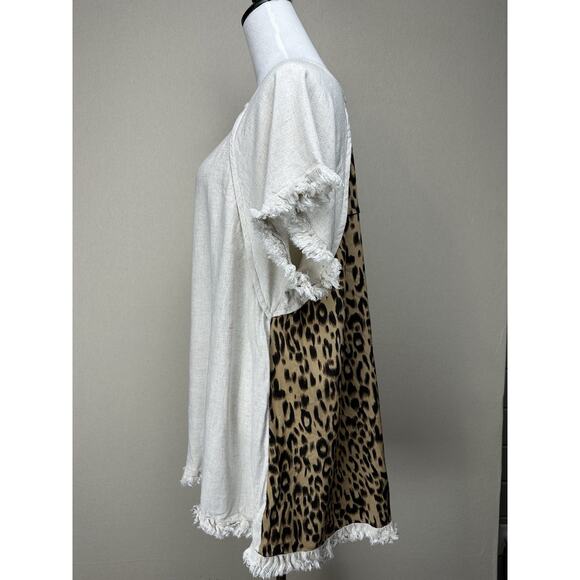 Umgee USA Women's Sz 2XL Tunic Top Tan Front Animal Print Back Boho Fringe Trim - Picture 10 of 14
